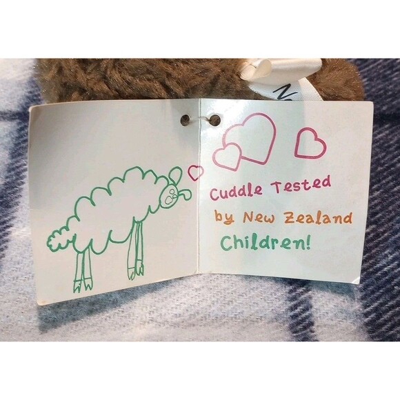 New Zealand Bird Kiwi and Friends Plush Kiwi Brown Sitting Souvenir 6" Plush - Picture 4 of 9